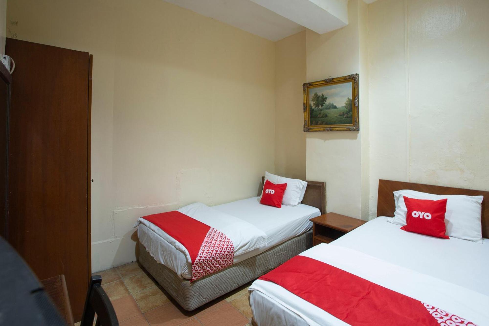 SPOT ON 90137 Casavilla Hotel Pudu Kuala Lumpur Exterior foto